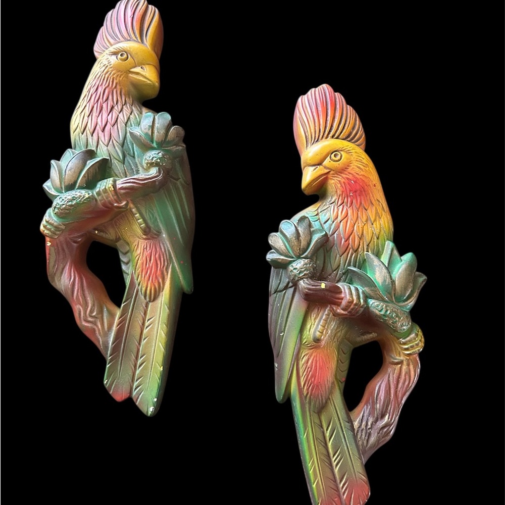 Vintage Colorful Bird Wall Decor chalk art